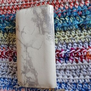 💚Fossil Leather Gray & White Marbled Wallet